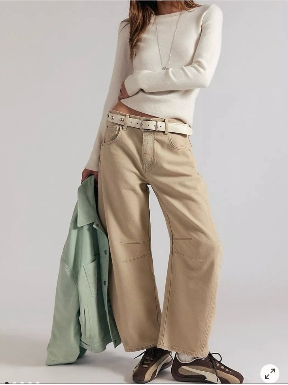 NWOT We The Free Good Luck Mid Rise Barrel Jeans Antique
Ivory